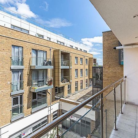Modern Apartment Canary Wharf ลอนดอน ภายนอก รูปภาพ