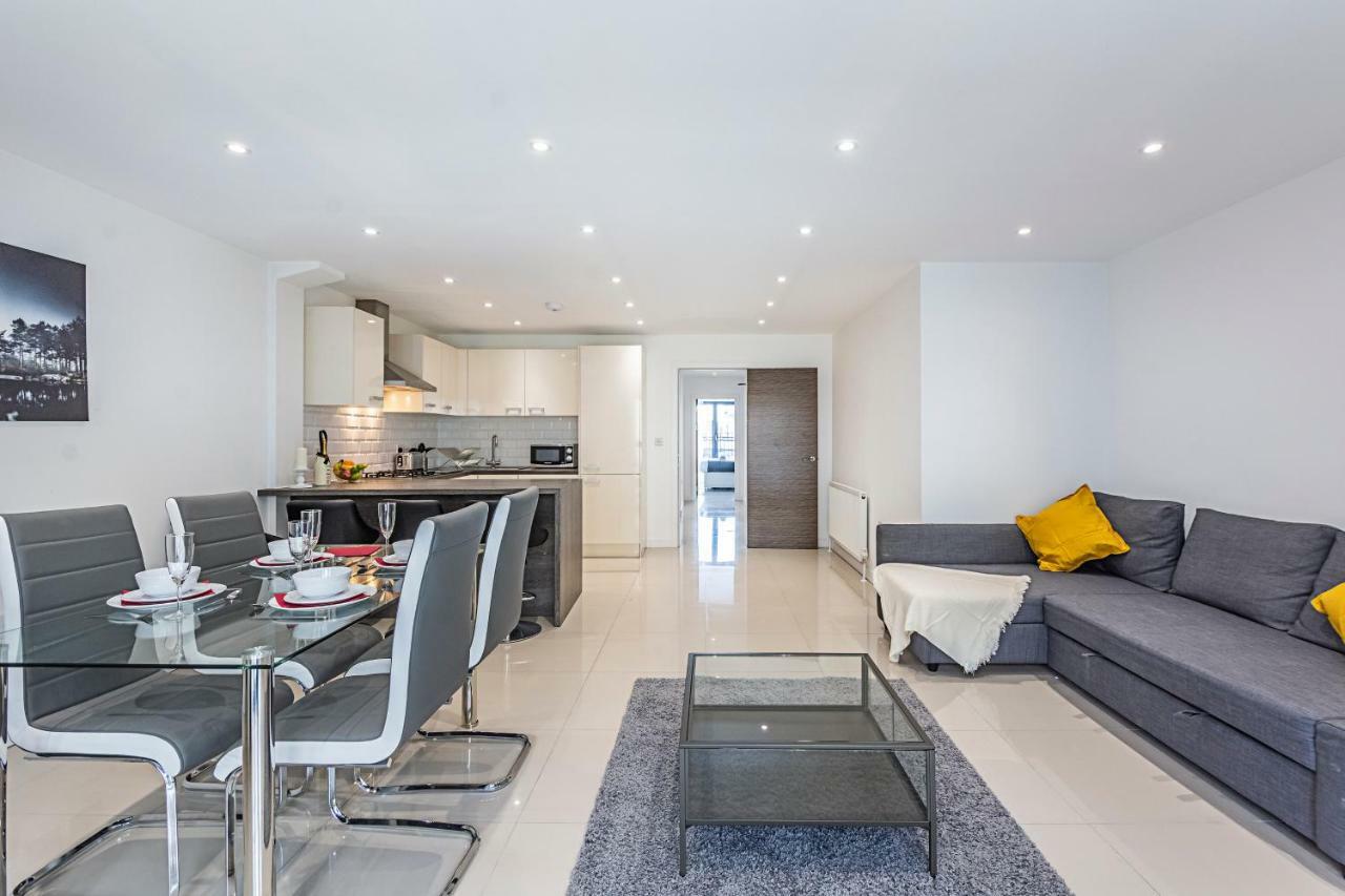 Modern Apartment Canary Wharf ลอนดอน ภายนอก รูปภาพ