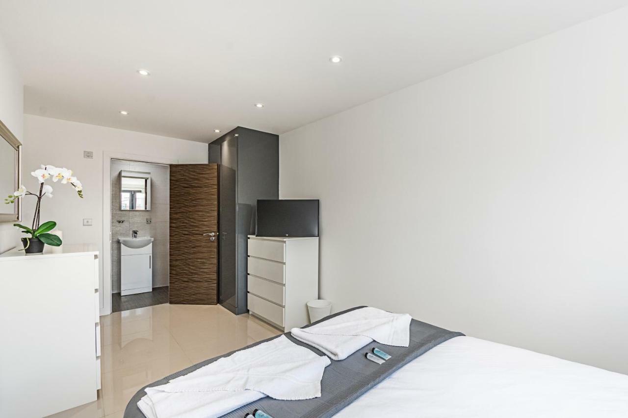 Modern Apartment Canary Wharf ลอนดอน ภายนอก รูปภาพ