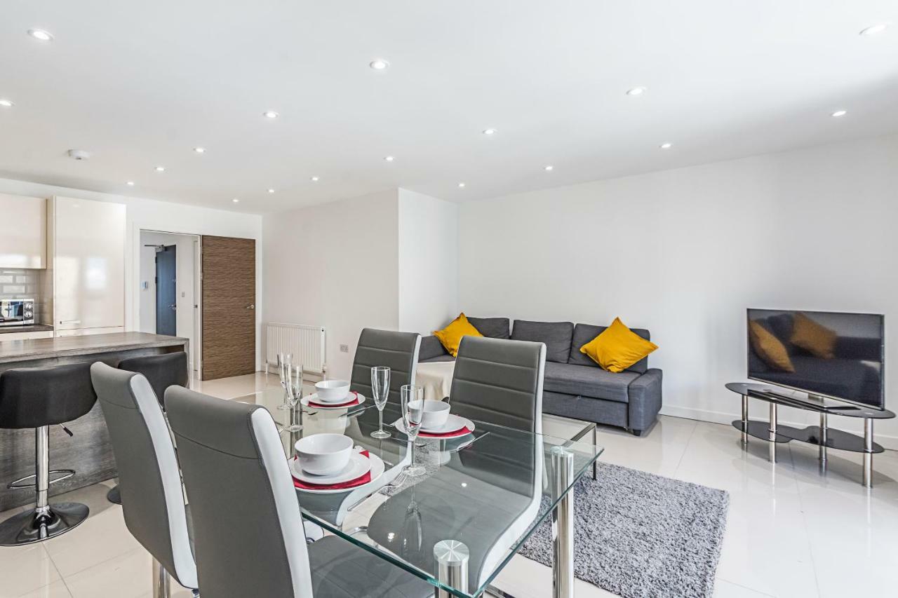 Modern Apartment Canary Wharf ลอนดอน ภายนอก รูปภาพ