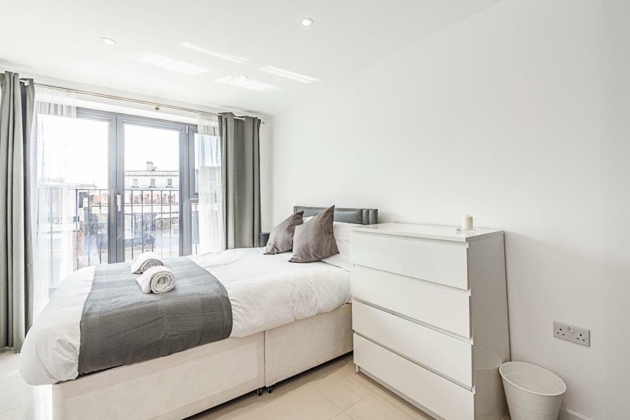 Modern Apartment Canary Wharf ลอนดอน ภายนอก รูปภาพ